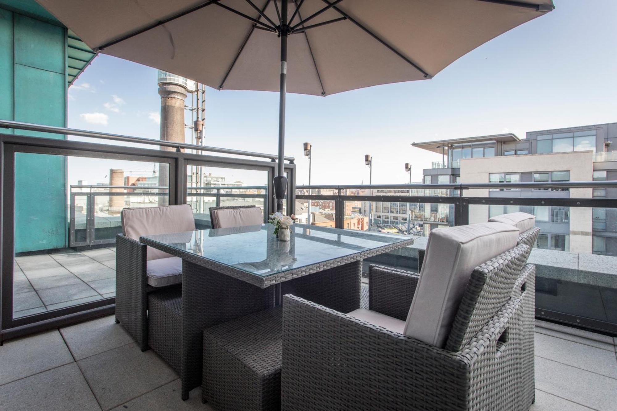Exclusive Dublin City Penthouse Esterno foto